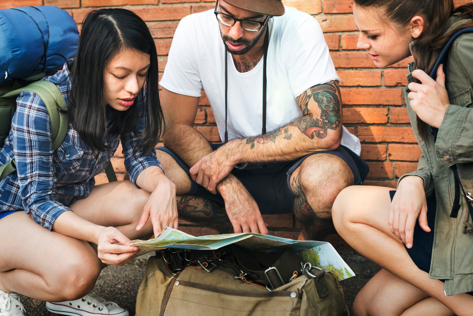 friends travel backpacker adventure concept 53876 87790