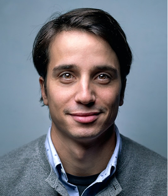 Sobre Nosotros Equipo Persona 02